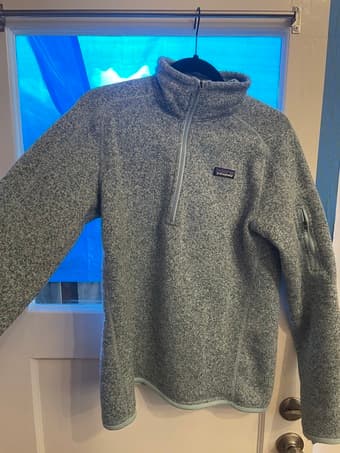 Blue Patagonia Jumper (almost new), Size L (female) 2