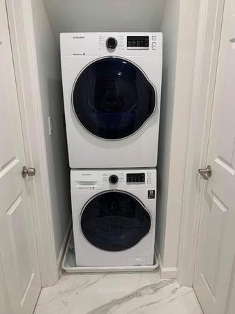 Newly renovated 2b1b furnished apt near YouTube in South San Francisco 3