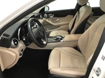 Mercedes C300 4MATIC Sedan 4