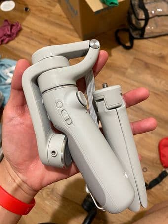 DJI OM 5 Smartphone Gimbal Stabilizer 1