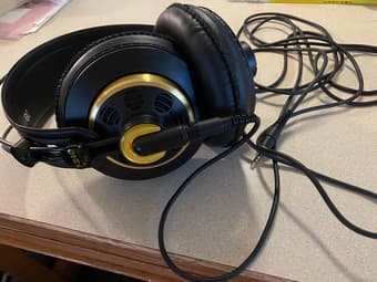 AKG Pro Audio K240 Professional Studio Headphones 1