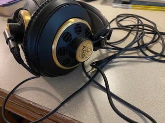 AKG Pro Audio K240 Professional Studio Headphones 2