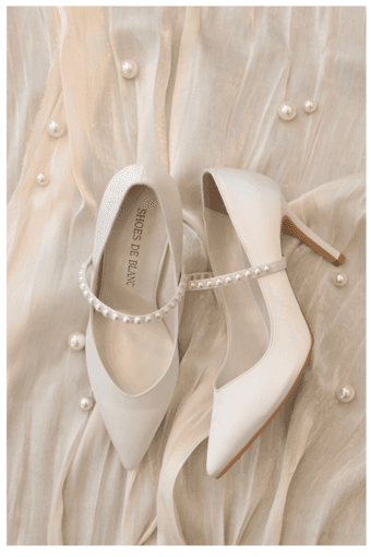 White satin pumps (size 6 / heel height 3.5 in) 1