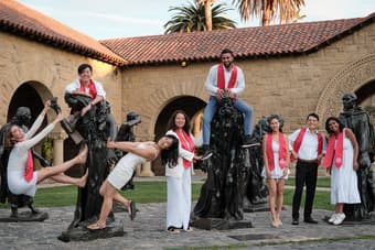 GRAD SESSION PHOTOGRAPHER 3