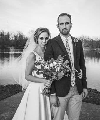 Professional photographer for wedding, banquets, family events, grad! 1