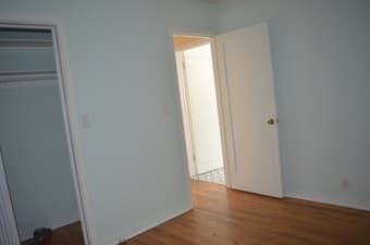 One-Bedroom Available (in a 3/bd-2bath house) 2