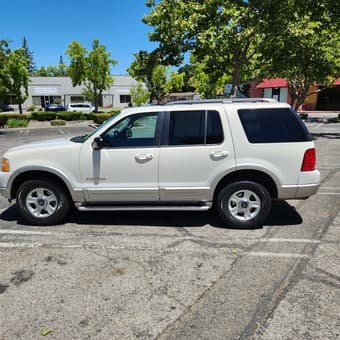 2002 Ford Explorer Limited! 1