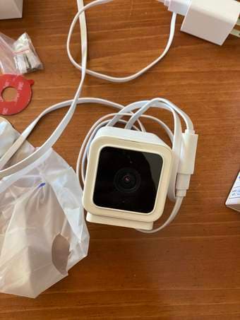 Indoor/outdoor security camera (Wyze Cam v3) + microSD card 1