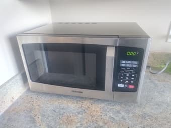 Microwave oven 1