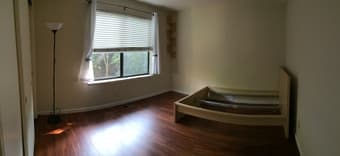 One-Bedroom Available (in a 4/bd-3bath house) 1