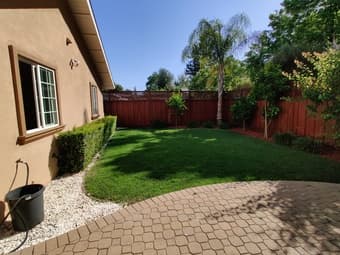 1 bedroom in large, modern 5-bedroom home 3