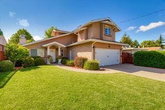 1 bedroom in large, modern 5-bedroom home 4