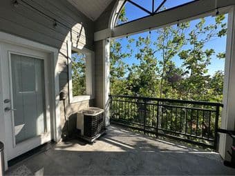 Master bedroom + bathroom available in 2b/2b Apartment (Palo Alto) 4