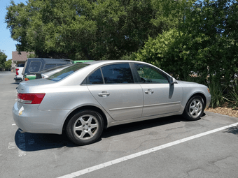 2006 Hyundai Sonata GLS Sedan 2