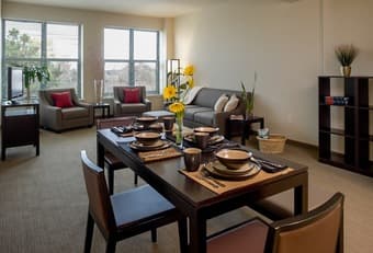 Amazing large room sublet in Munger 4bdr oncampus for Fall Quarter 3