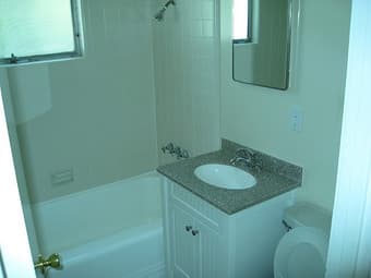 One bedroom in a 4 bed 2 bath home in Palo Alto 3