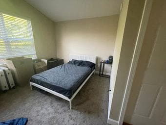 Female Roommate for 2B2B Stanford West Apartment, early Aug start 1
