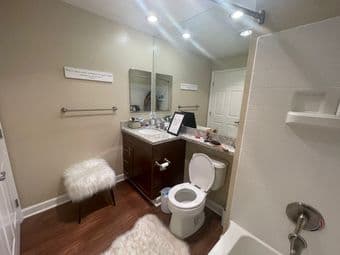 Female Roommate for 2B2B Stanford West Apartment, early Aug start 2