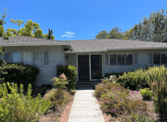 Looking for two roommates to join a roommate group 1