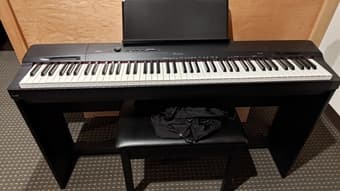 Casio PX-160 Digital Piano Bundle 1