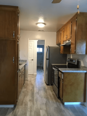Room Listing - Ventura Avenue Apartment (Available starting July 28) 3