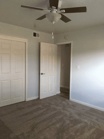 Room Listing - Ventura Avenue Apartment (Available starting July 28) 4