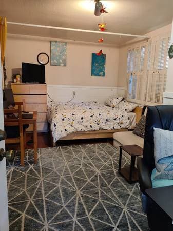 Furnished Studio Cottage in Professorville, North Palo Alto 1