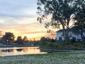 4.5 bedrooms lake house with stunning view for rent 3