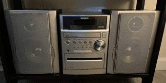 Aiwa Stereo System 1