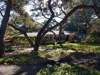 2 rooms available in Atherton house, biking distance to campus 1