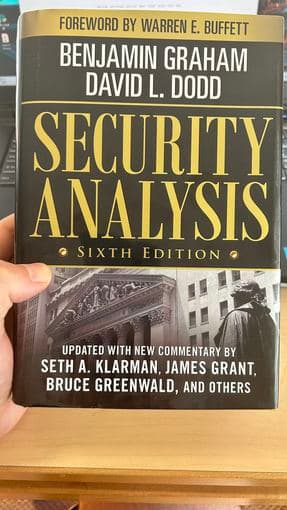 Security Analysis Six Edition by Benjamin Graham - Bible of investment 1