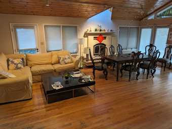 1 Bedroom, Private Bathroom in 4 Bed/3Bath House 4