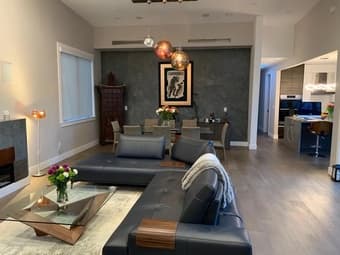 Master bedroom and private bath in furnished luxury house in Palo Alto 1