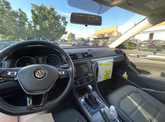 2018 Volkswagen Passat SE 2.0L in Excellent Condition 3