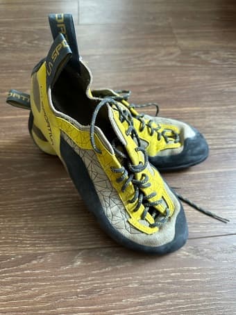 LIKE NEW - La Sportiva Finale Climbing Shoes Size 11 / 44.5 1