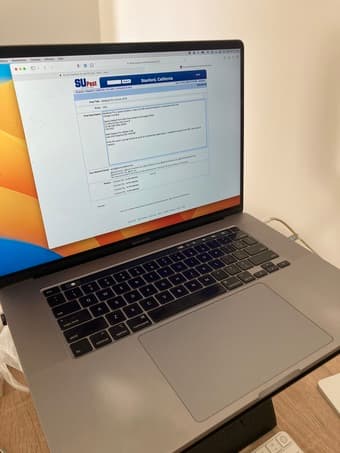 MacBook Pro 16-inch 1