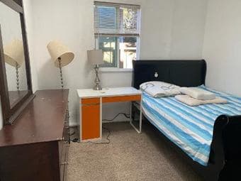 $980 private furnished room in 2br/1BA Menlo Park for rent from 8/22 2