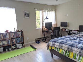 Charming Palo Alto Apartment: Walkable Paradise with Great Amenities! 2