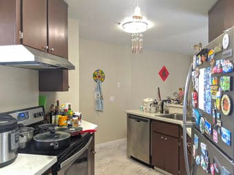 Charming Palo Alto Apartment: Walkable Paradise with Great Amenities! 3