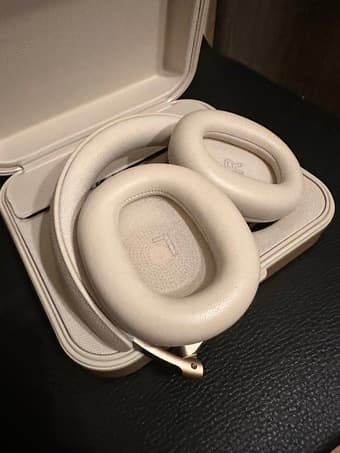 B&O H95 HighEnd Headphone (Like new condition) 2