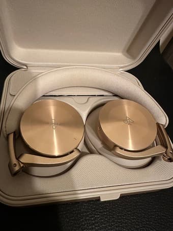 B&O H95 HighEnd Headphone (Like new condition) 3