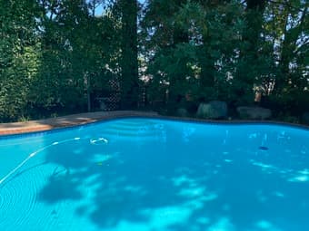 4 BR in Menlo - perfect for grad students! 2