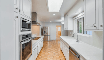 AVAILABLE: Large Master Bedroom, ~$1820/month, 5 min from Stanford 3