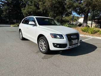 2011 Audi Q5 AWD, only 69K miles in good condition 1