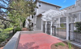 Beautiful 2 BR/2 BA Apartment Available in Sept. 10 mins from Stanford 3