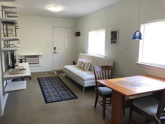 Sunny furnished 1 bdrm Cottage Oct 3 2
