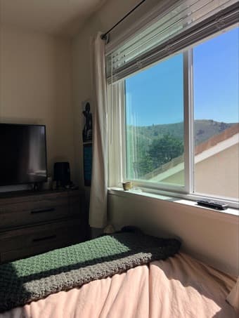Single Bedroom in Oceanview Pacifica House Available - Sublet to Lease 3