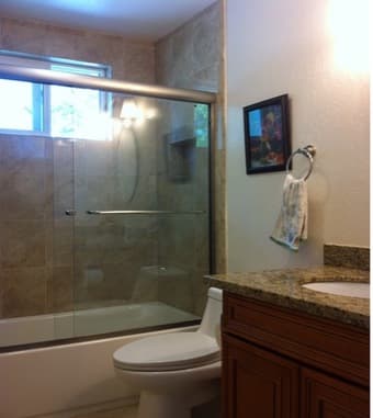 A room with a Private bathroom for rent in Palo Alto 3