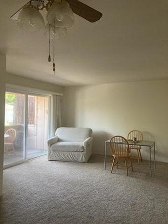Looking for female roommate in beautiful 2 bed 1 bath Menlo Park APT 1