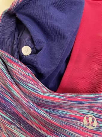 Lululemon top size 4 3